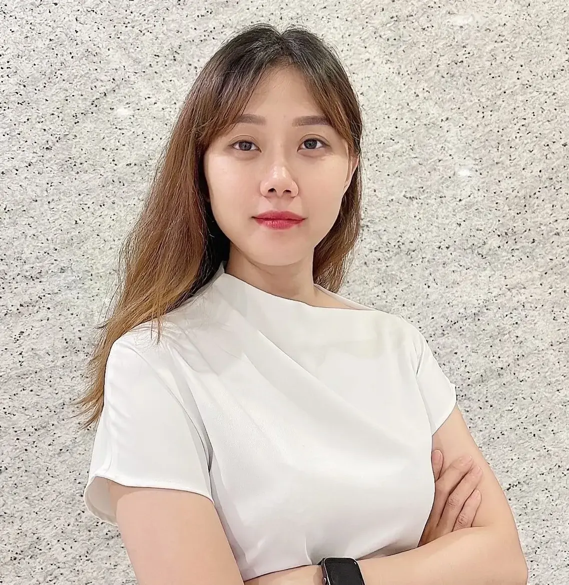 Hồ Thị Hoàng Yến